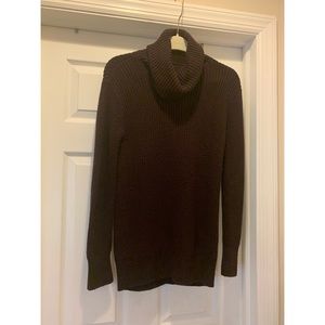 Oversized maroon sweater